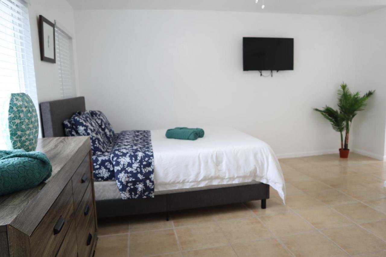 Singer Island Inn/ Deluxe Studio เวสต์ปาล์มบีช ภายนอก รูปภาพ